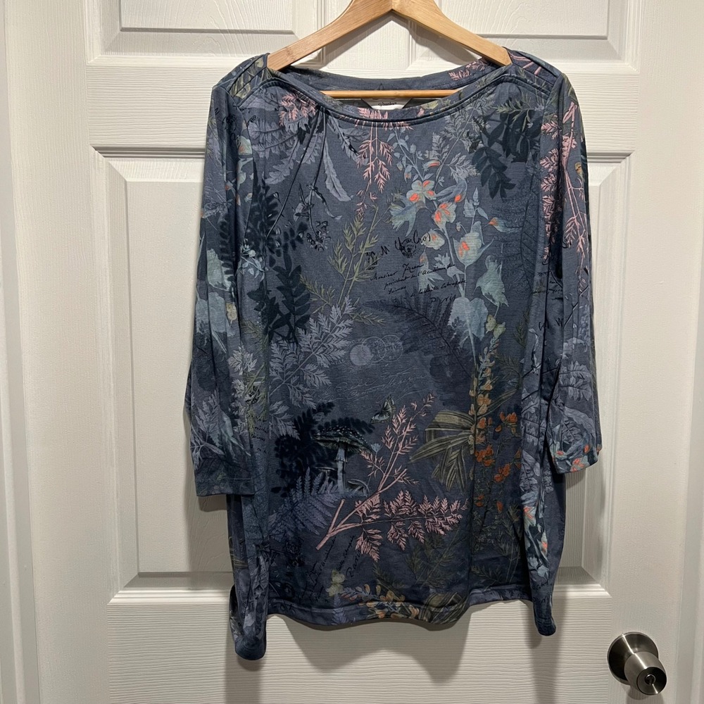 CJ Banks Womens 2X Blue Botanical Script Print 3/4 Sleeve Boat Neck Top